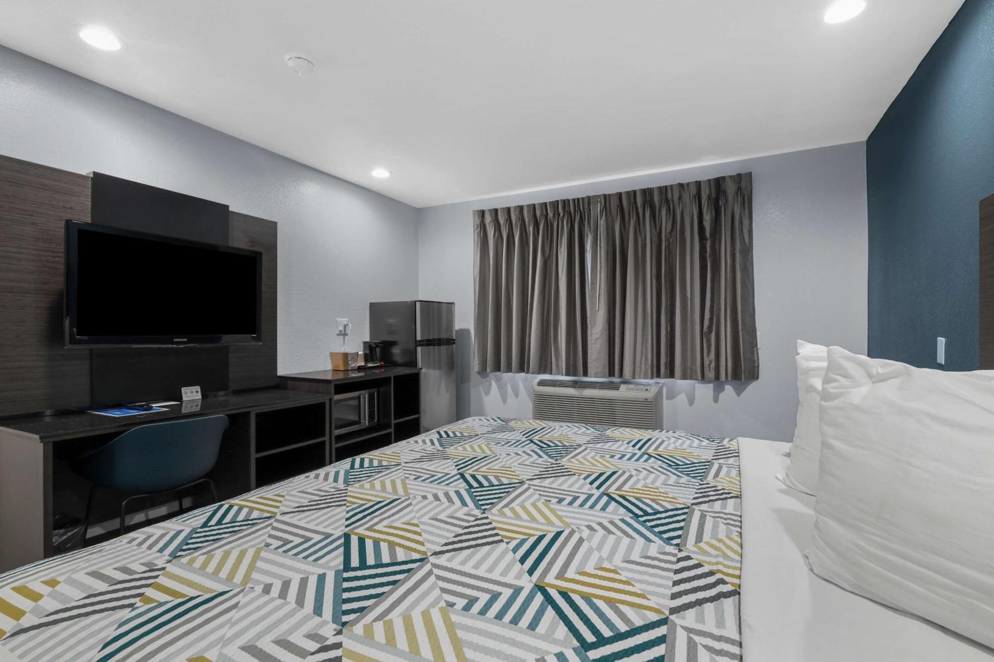 Studio 6 Suites Perris, Ca Dış mekan fotoğraf