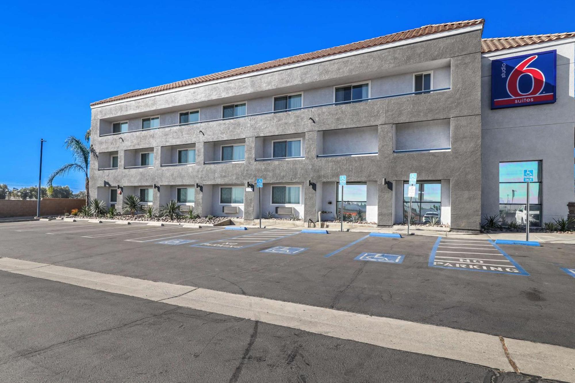 Studio 6 Suites Perris, Ca Dış mekan fotoğraf