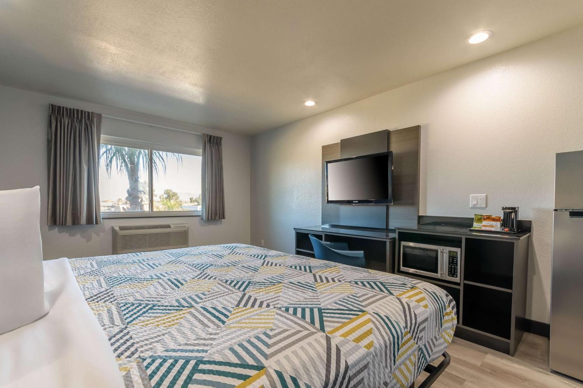 Studio 6 Suites Perris, Ca Dış mekan fotoğraf