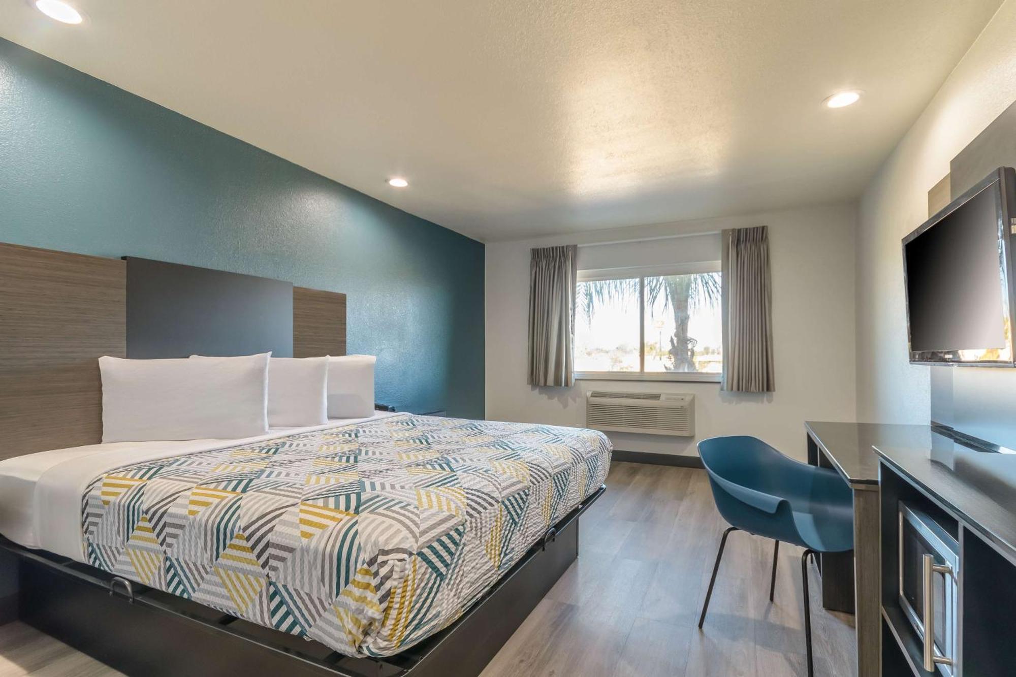 Studio 6 Suites Perris, Ca Dış mekan fotoğraf