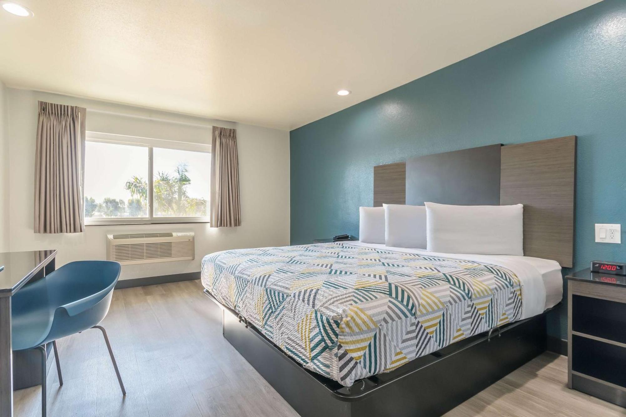 Studio 6 Suites Perris, Ca Dış mekan fotoğraf