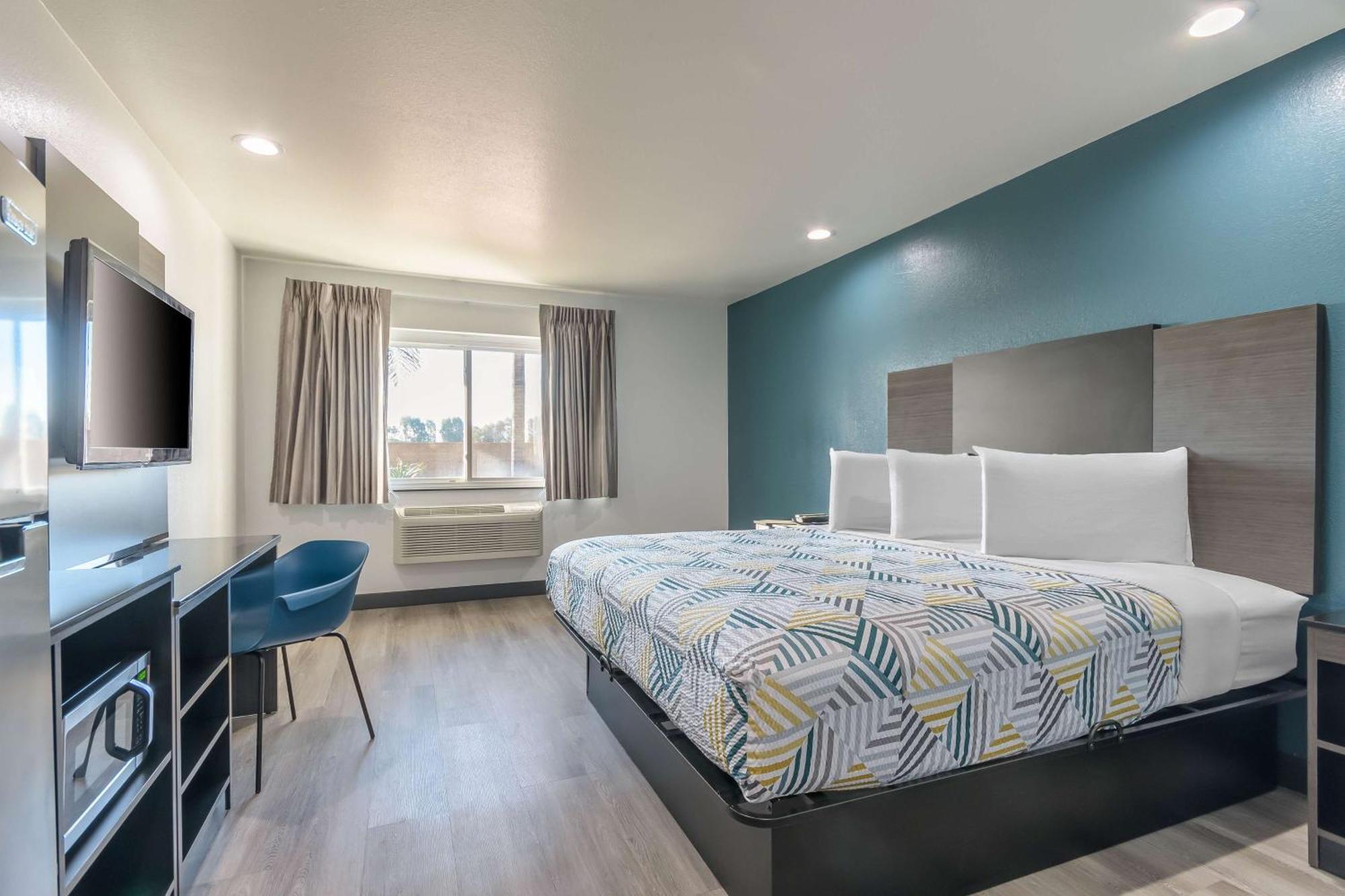 Studio 6 Suites Perris, Ca Dış mekan fotoğraf